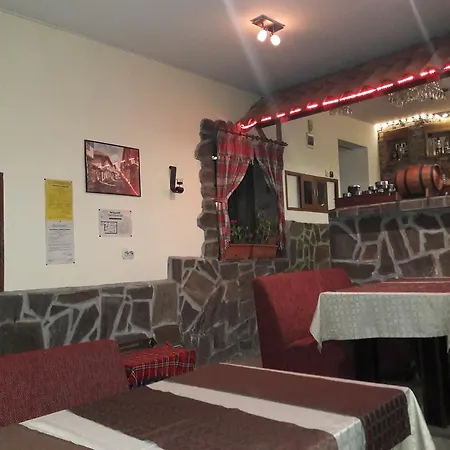 Sharkov Vendégház Dolen